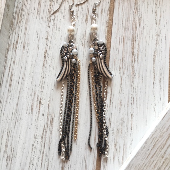 Silver Angel Wing and Shell Earrings - Picture 3 of 3